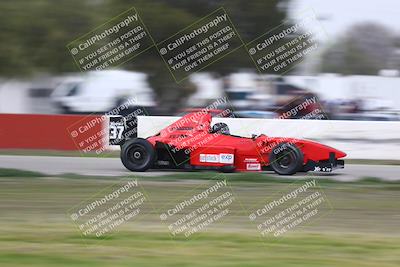 media/Jan-13-2024-CalClub SCCA (Sat) [[179f4822a7]]/Group 2/Sunset (Race)/